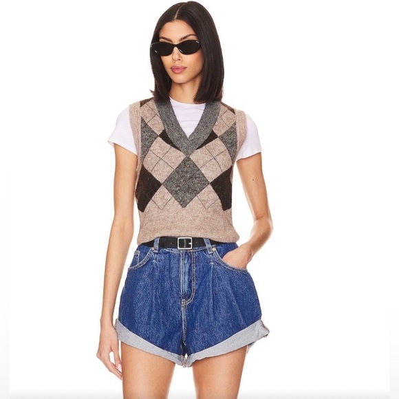 Free People DANNI Blue Jean Shorts we the free baggy Jean short size medium cuff - Picture 1 of 7